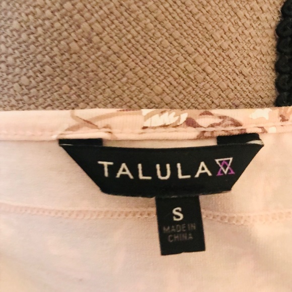 Talula blouse from Aritzia - Picture 3 of 3